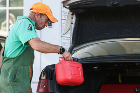 Беларусь продолжает оставаться запасной «бензоколонкой» Путина