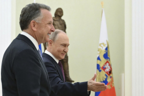 «Путин вышел на уровень своей мечты — говорить о делах напрямую с сувереном»