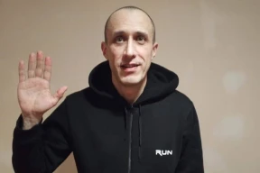 Павел Севярынец на першым фота на волі